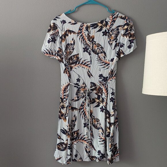 Summer dress - Picture 2 of 5